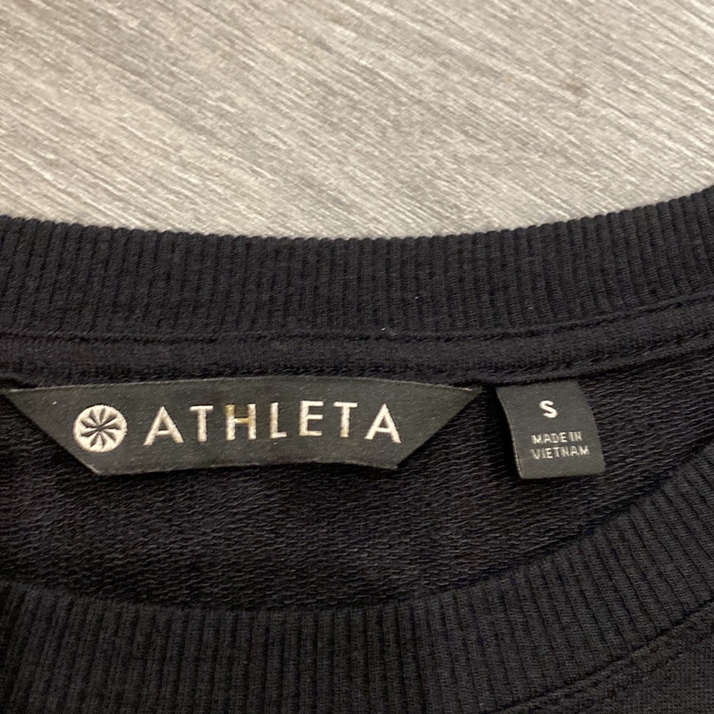 Athleta Drishti Ruched Side Tunic Length Top Black Size Small EUC - Picture 7 of 8